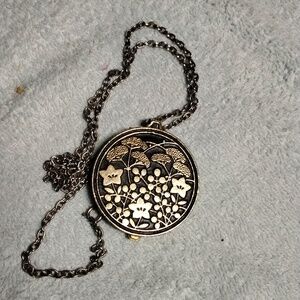 Vintage Shiseido Zen Solid Perfume Locket Necklace.